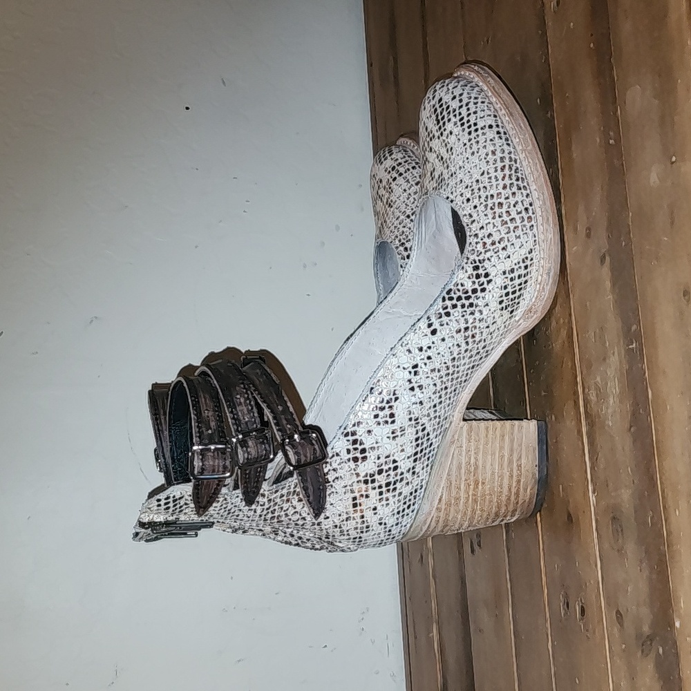 Freebird by Steven Cream Snakeskin Heels with Brown Accents - Picture 4 of 7